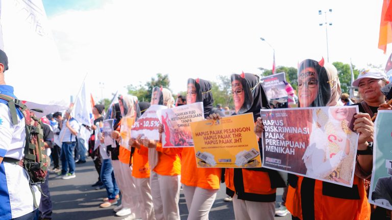 19a55c09-3242-4bd5-9eff-f29e8db7e854